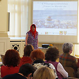 Annemarie von Gradowski beim Vortrag beim Frauengesundheitstag in Bautzen 2014- hier klicken, um das Bild zu vergrößern